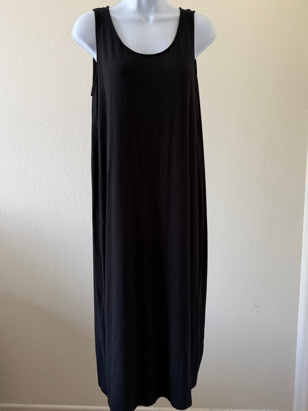 Eileen Fisher Black Sleeveless Scoop-Neck Maxi Dress